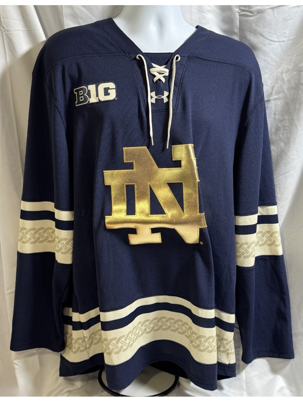 Under Armour Notre Dame Fighting Irish Hockey Jersey Blue & Gold Mens XL NEW